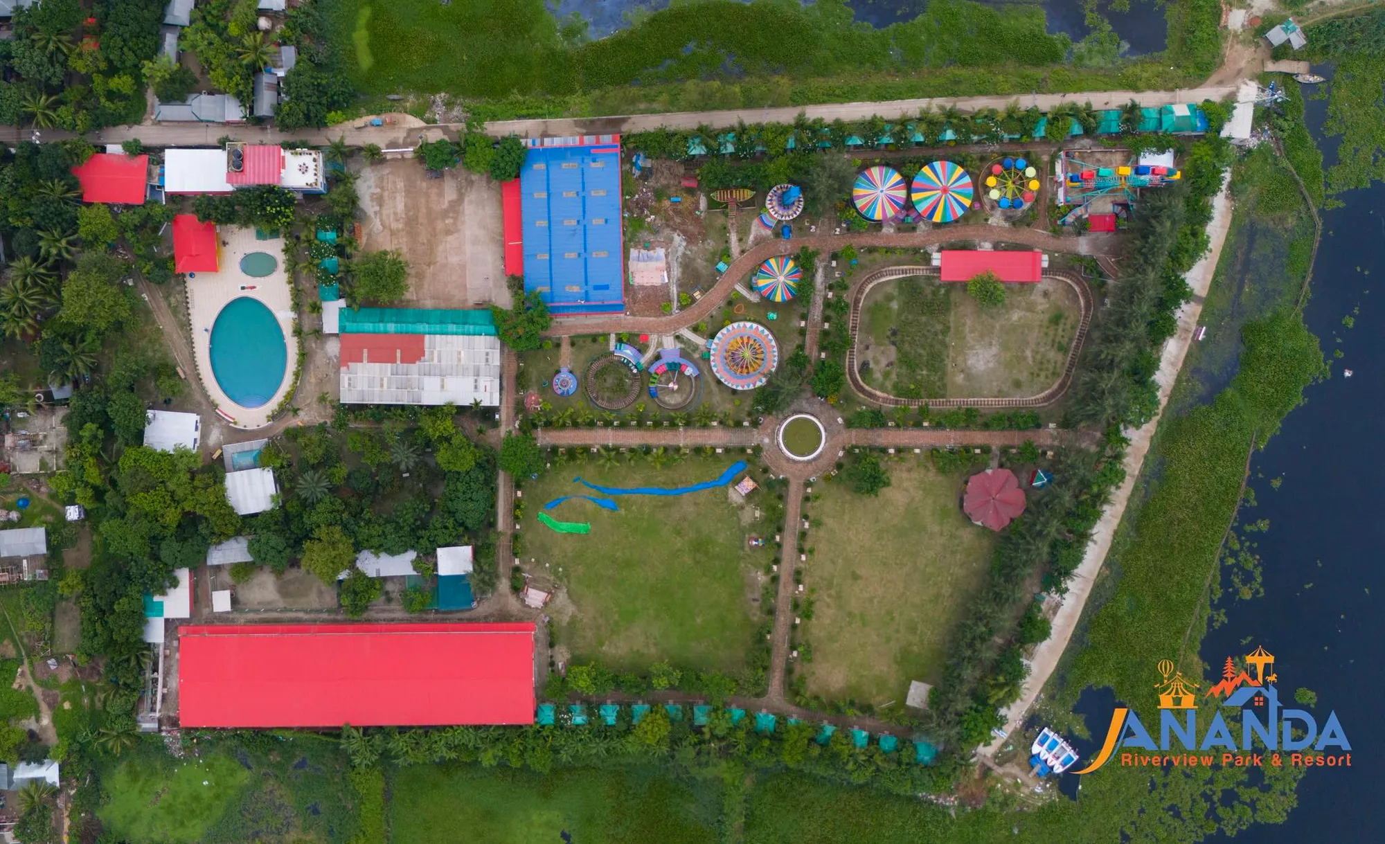 The grounds at Ananda River View